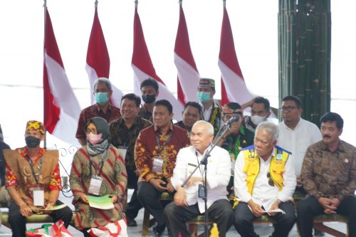 Setda Prov Kalteng Pemprov Kalteng Apresiasi Penyerahan SK Perhutanan