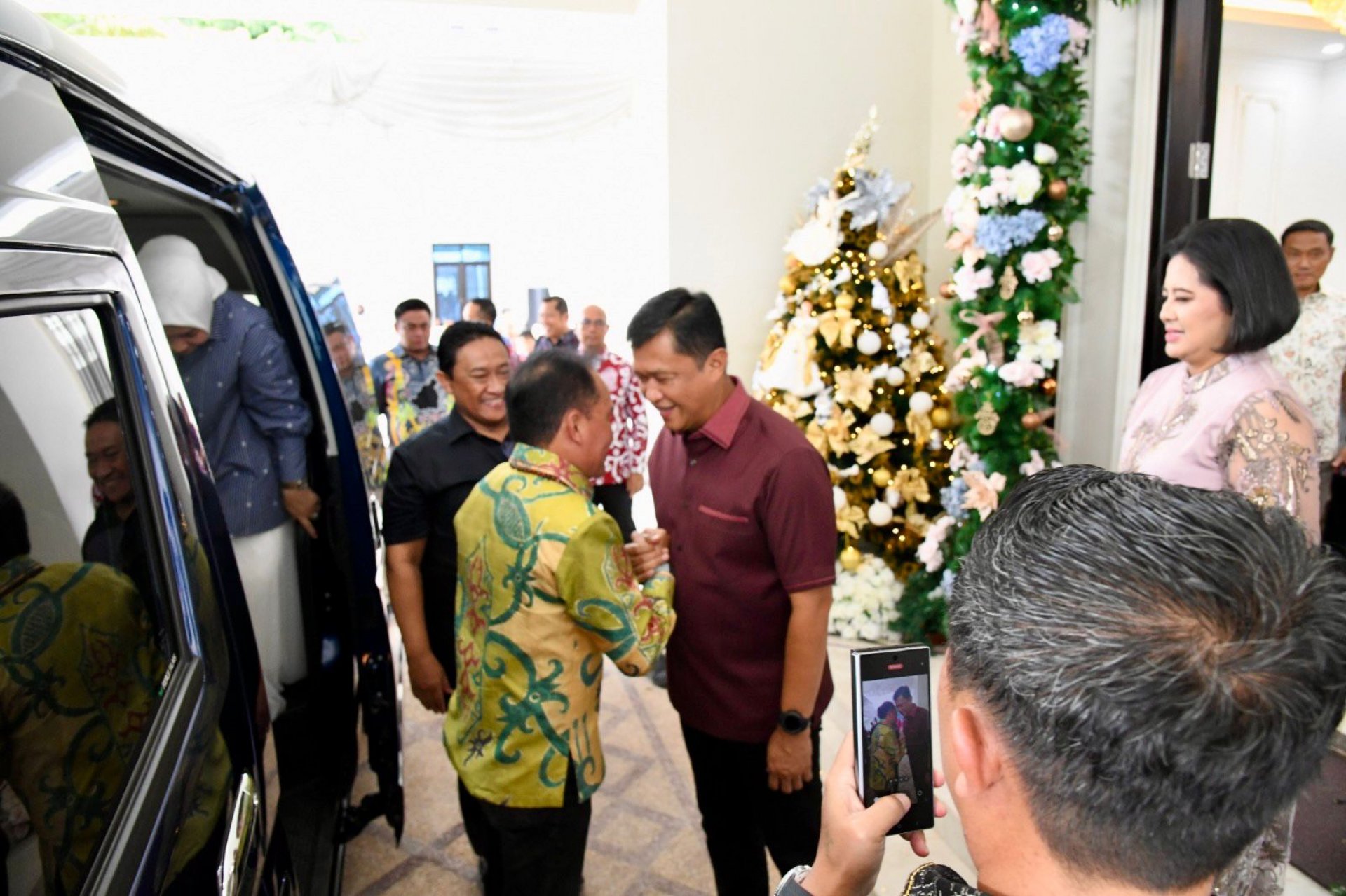 Pererat Silaturahmi, Gubernur Kalteng Bersama Wagub Lakukan Kunjungan Natal ke Sejumlah Pejabat dan Tokoh Masyarakat