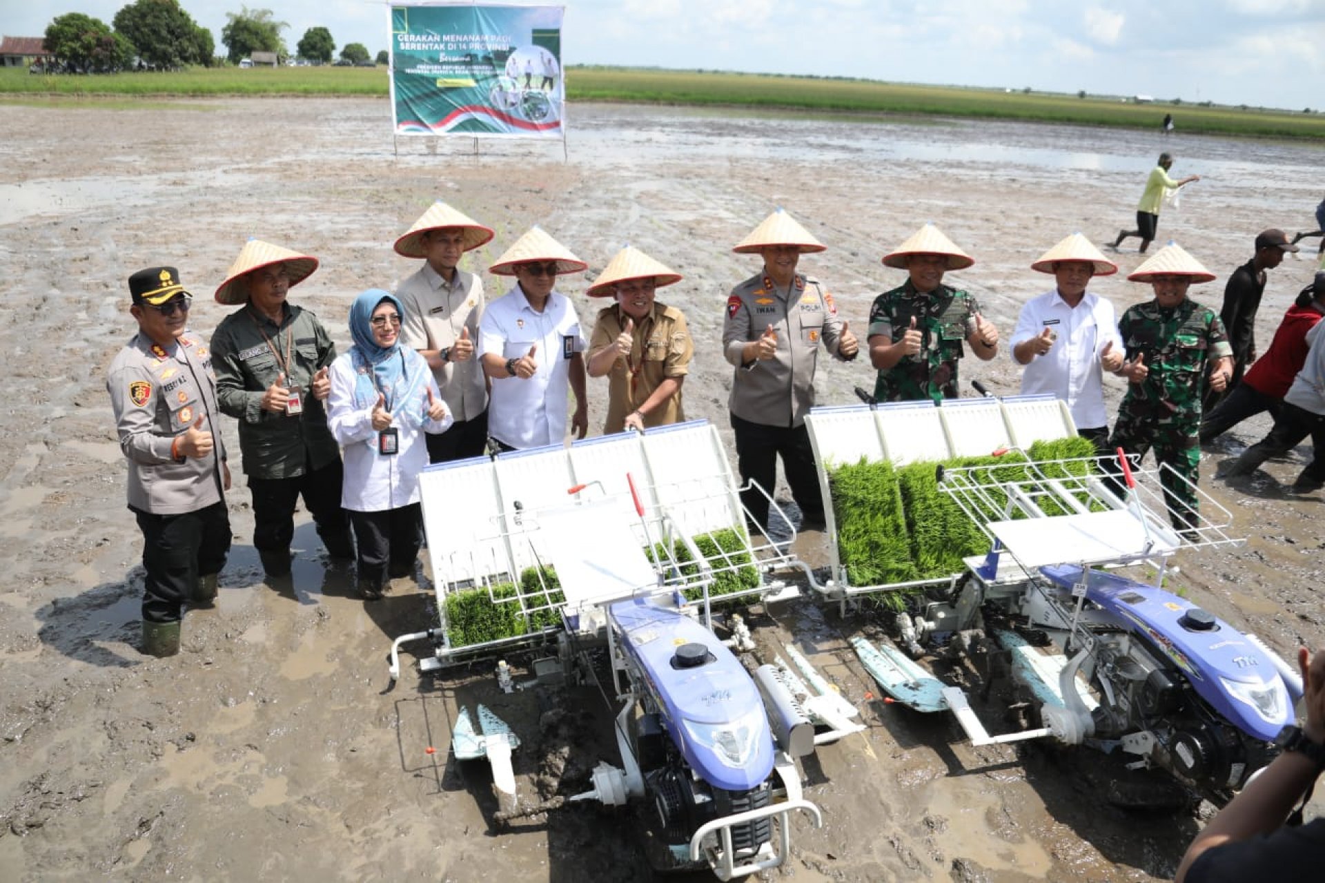 Gubernur Kalteng Agustiar Sabran Hadiri Gerakan Tanam Padi Serentak untuk Wujudkan Swasembada Pangan Nasional