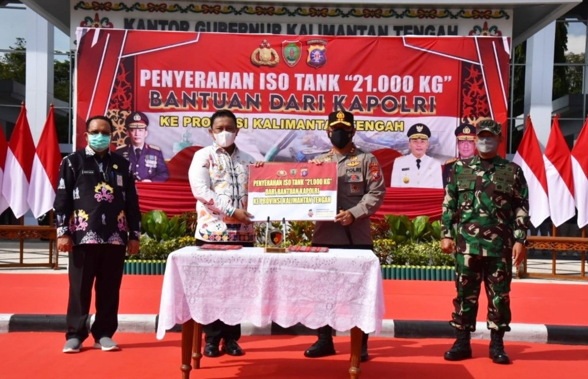 Pemprov Kalteng Terima Bantuan 1 Unit ISO Tank Oksigen 21 Ton dari Kapolri