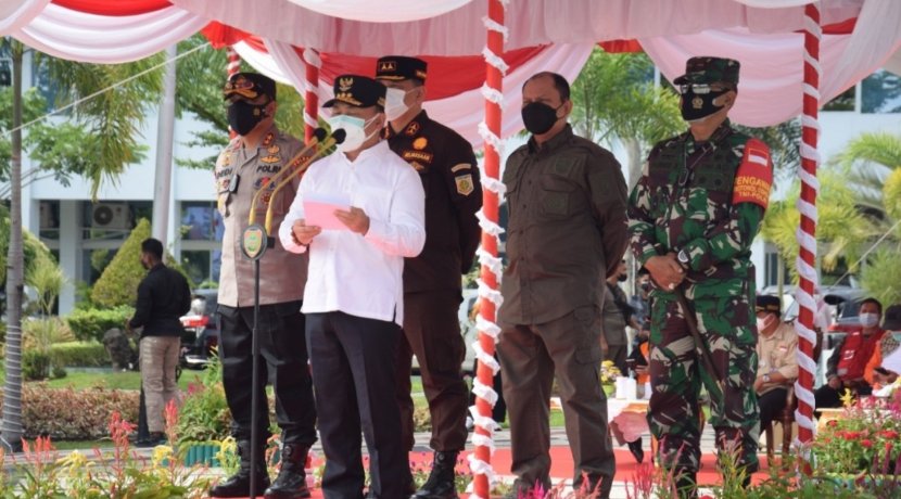 Gubernur Sugianto Sabran Pimpin Apel Gelar Personel dan Sarpras Penanganan Darurat Bencana Banjir di Kalteng