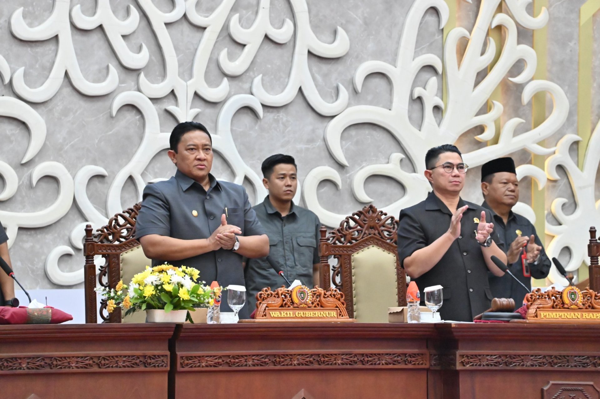 Wagub Edy Pratowo Hadiri Rapat Paripurna Pengumuman Pansus Pembahasan 3 Raperda