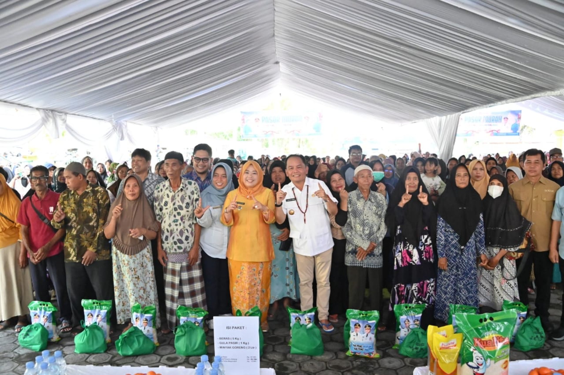 Kendalikan Inflasi dan Ringankan Beban Masyarakat, Pemprov Kalteng Gelar Pasar Murah  di Masjid Nurul Syajaroh Korindo