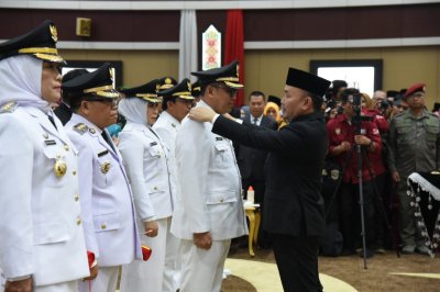 Setda Prov Kalteng - Gubernur Kalteng Sugianto Sabran Lantik 10 ...