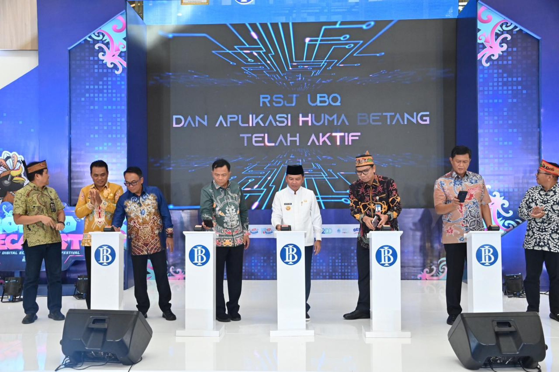 Gubernur Buka Borneo Decafest dan Pesona Tambun Bungai serta Launching Aplikasi Huma Betang di Duta Mall