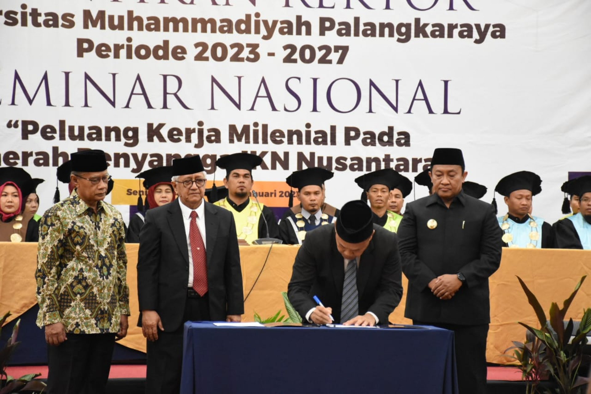 Wagub Hadiri Pelantikan Rektor Baru Universitas Muhammadiyah Palangka Raya