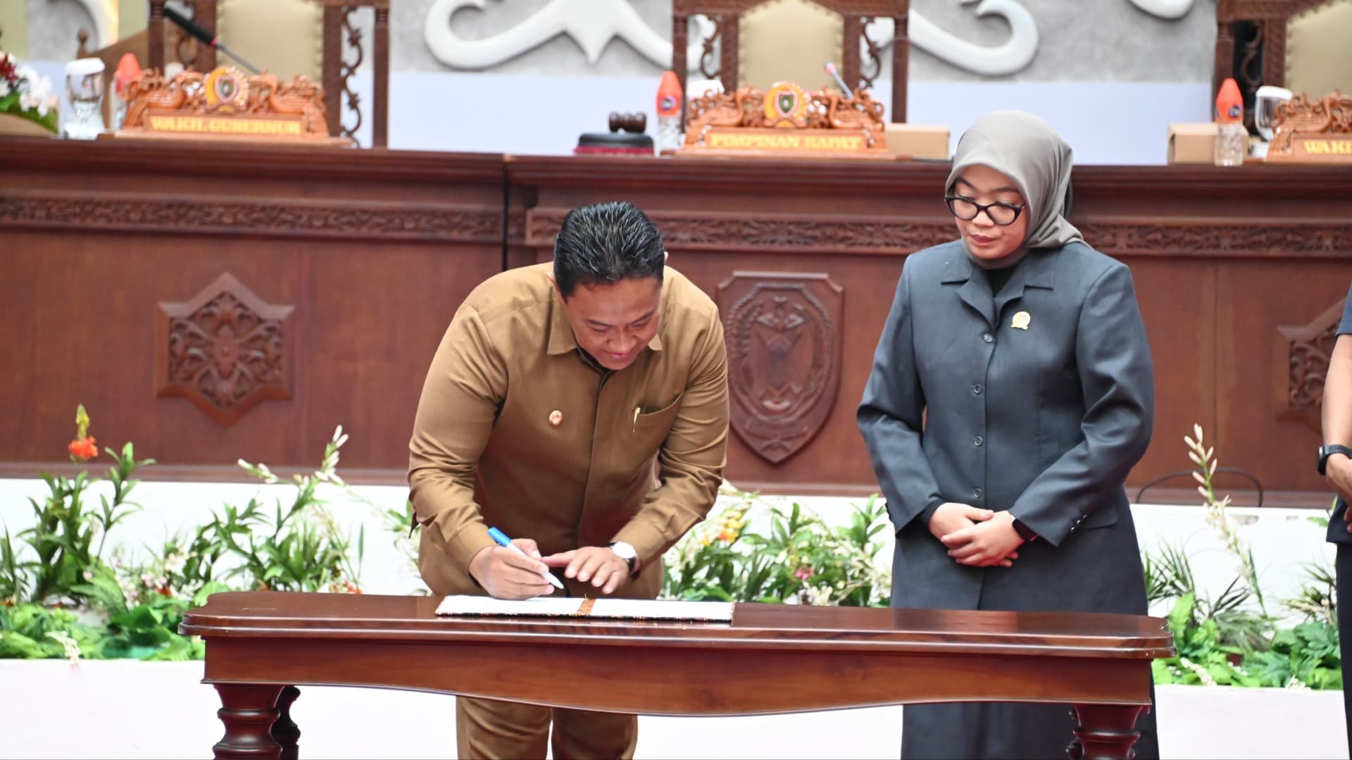 Gubernur Kalteng Sambut Baik dan Apresiasi Rekomendasi DPRD terhadap LKPJ Tahun 2024