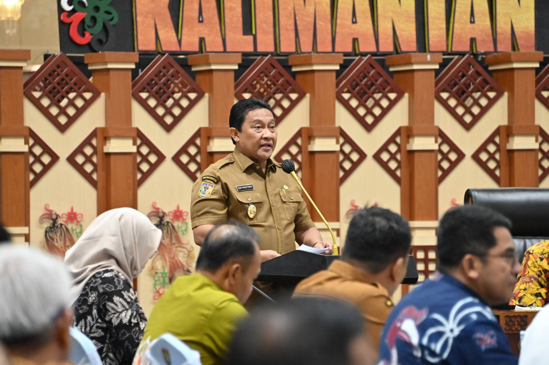 Wagub Edy Pratowo Resmi Buka Rakor Peternakan dan Kesehatan Hewan Tahun 2025