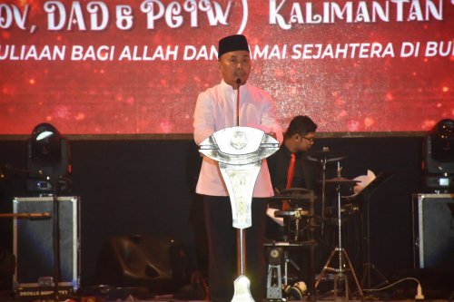 Setda Prov Kalteng Hadiri Perayaan Natal Pemprov Gubernur Serukan