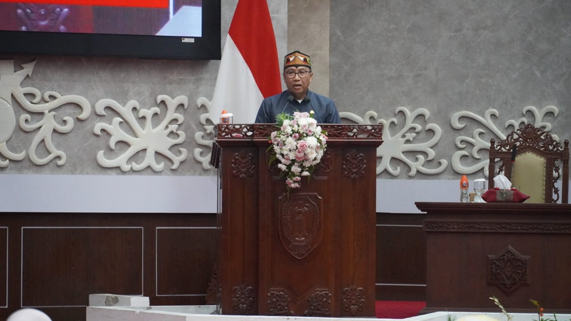 Plt. Sekda Sampaikan Jawaban Gubernur atas Pemandangan Umum Fraksi DPRD Terhadap Raperda APBD TA 2026