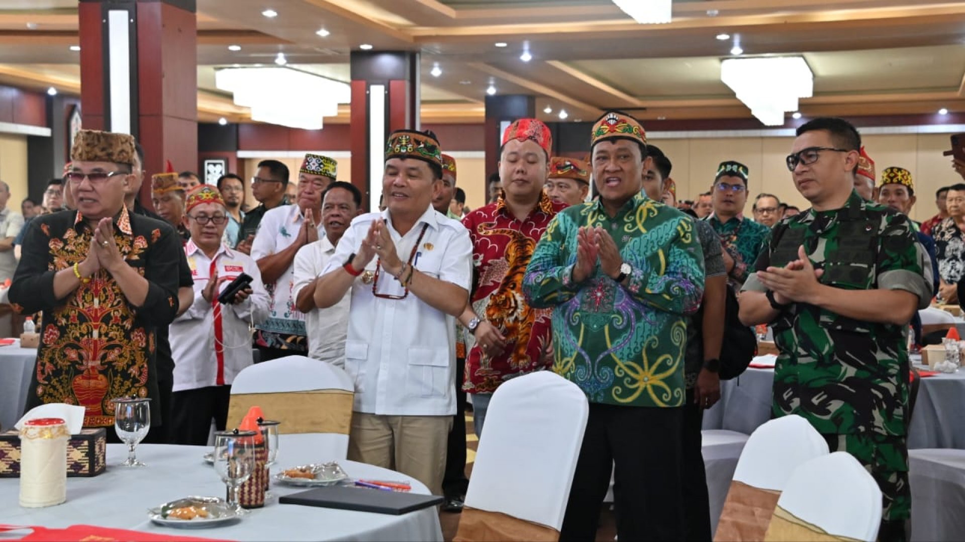 Gubernur dan Wagub Hadiri FGD Bersama DAD Kalteng