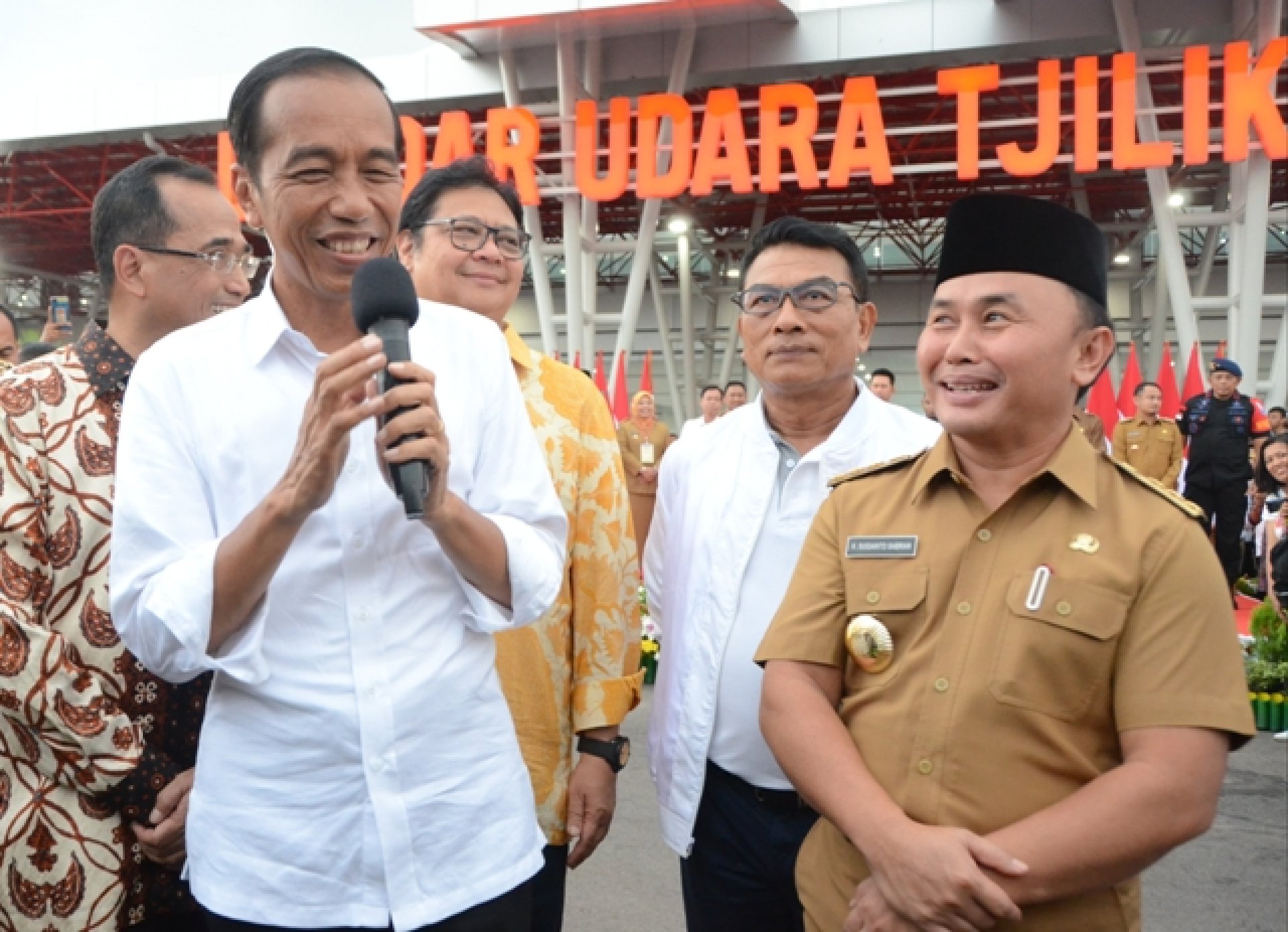 Gubernur Sugianto Dampingi Presiden Jokowi Resmikan Terminal Baru Bandara Tjilik Riwut Palangka Raya