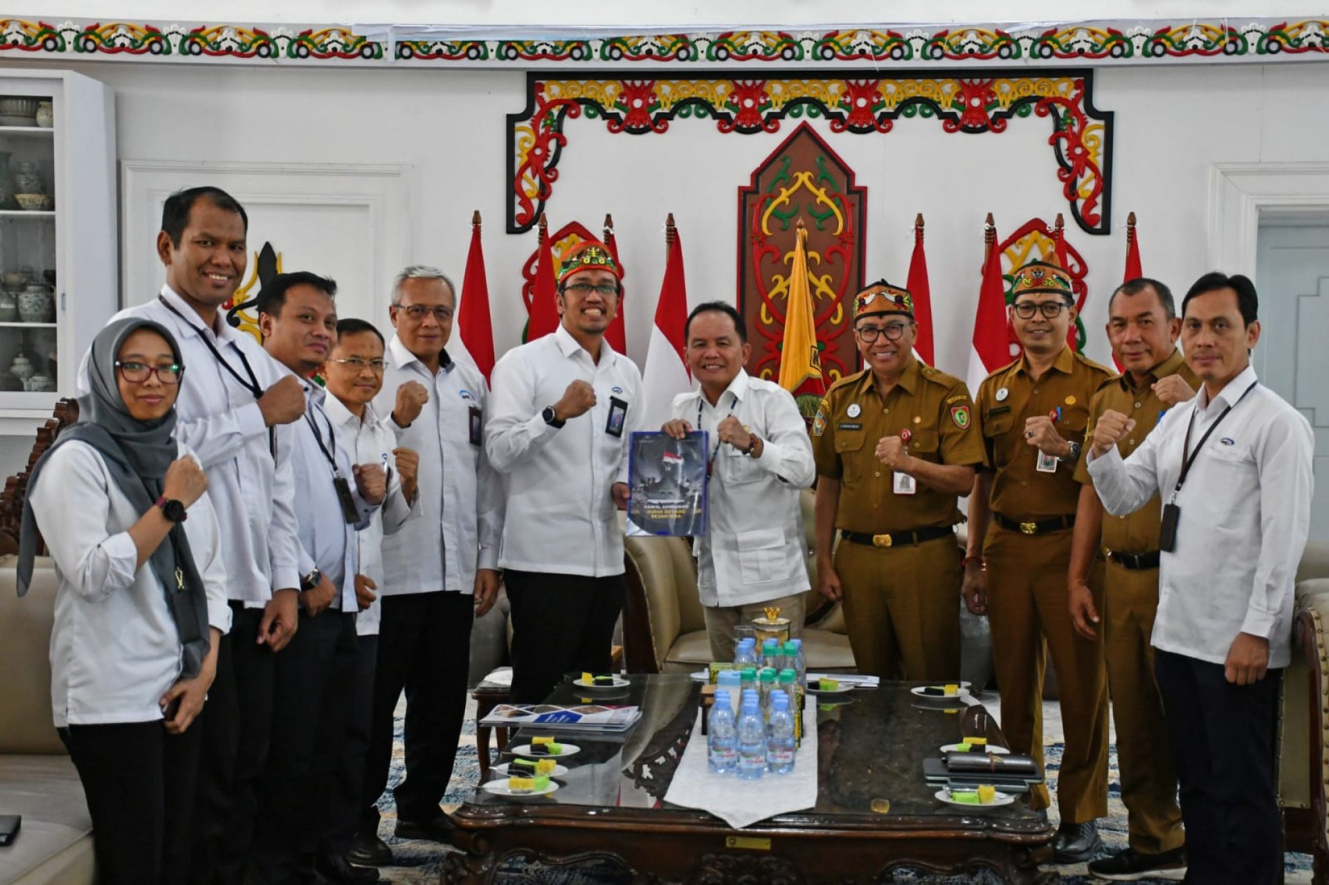 Gubernur Terima Laporan Eksekutif Semester I Tahun 2025 dan Policy Brief dari BPKP Kalteng