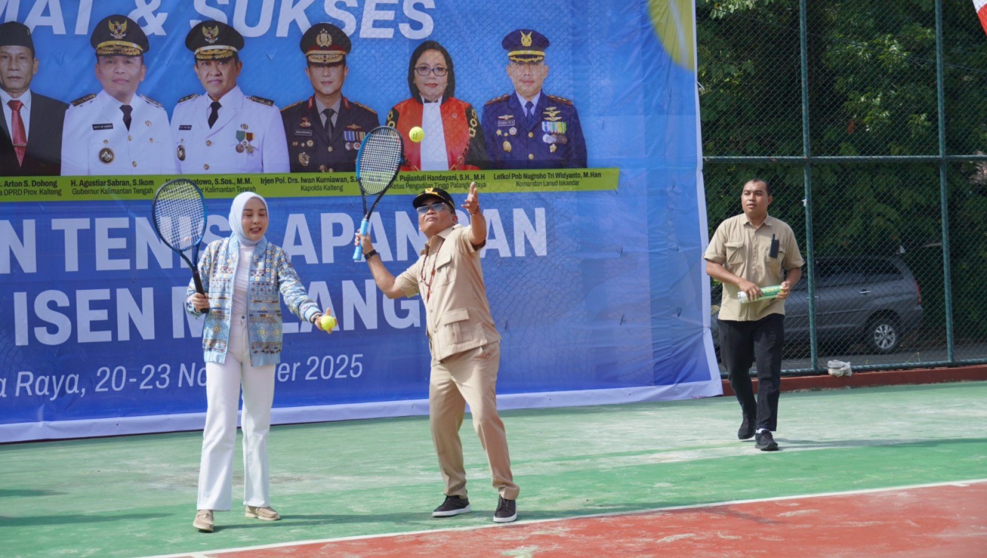 Gubernur Resmi Buka Turnamen Tenis Lapangan Piala Isen Mulang Se-Kalteng Tahun 2025