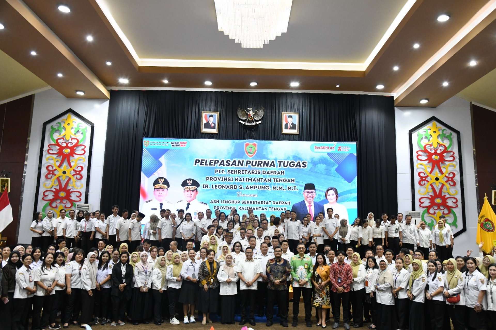 Pelepasan Purnatugas, Plt. Sekda Leonard S. Ampung Ajak ASN Berikan Pelayanan Terbaik untuk Masyarakat