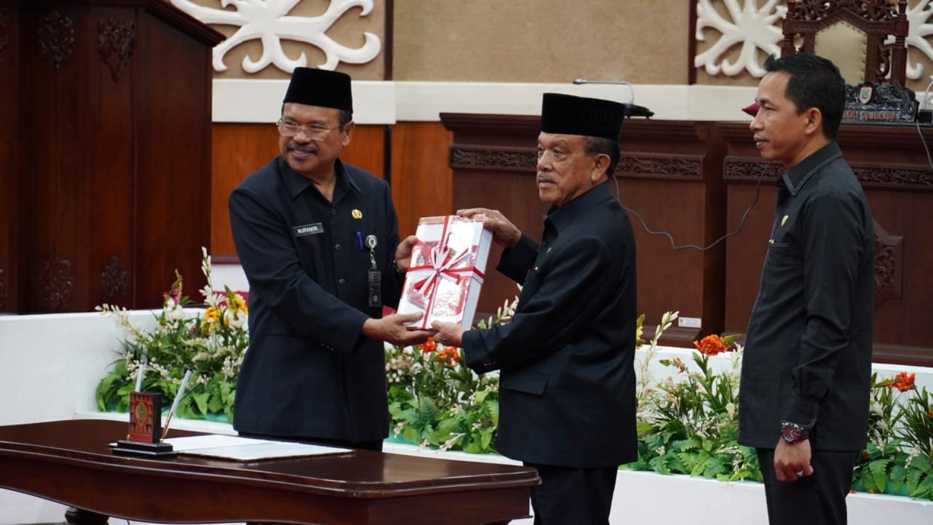 Sekda Wakili Gubernur Sampaikan Sejumlah Kemajuan Kalimantan Tengah di Tahun 2022 pada Rapat Paripurna DPRD