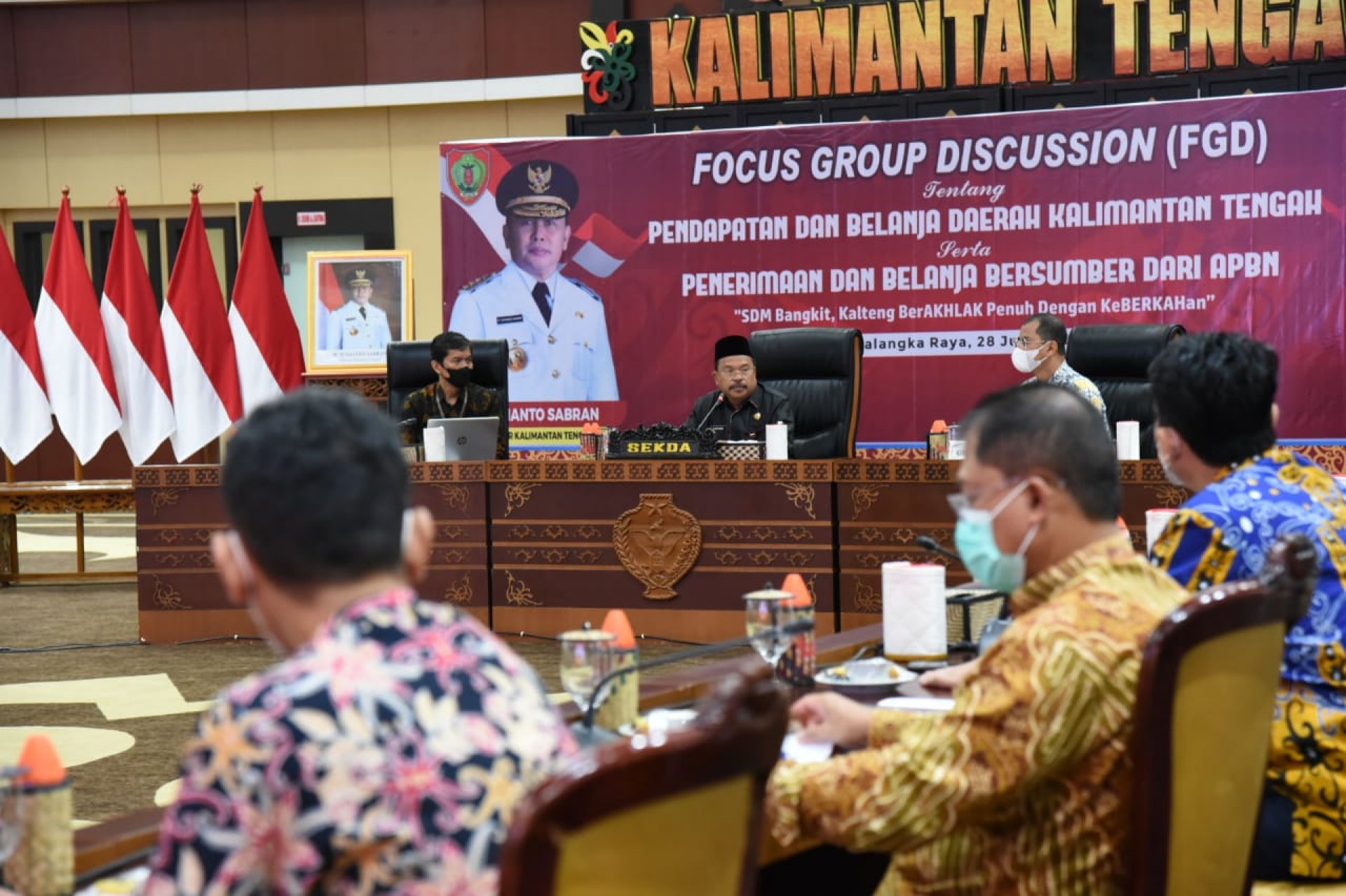 Sekda Kalteng Nuryakin Buka Focus Group Discussion Tentang Pendapatan dan Belanja Daerah