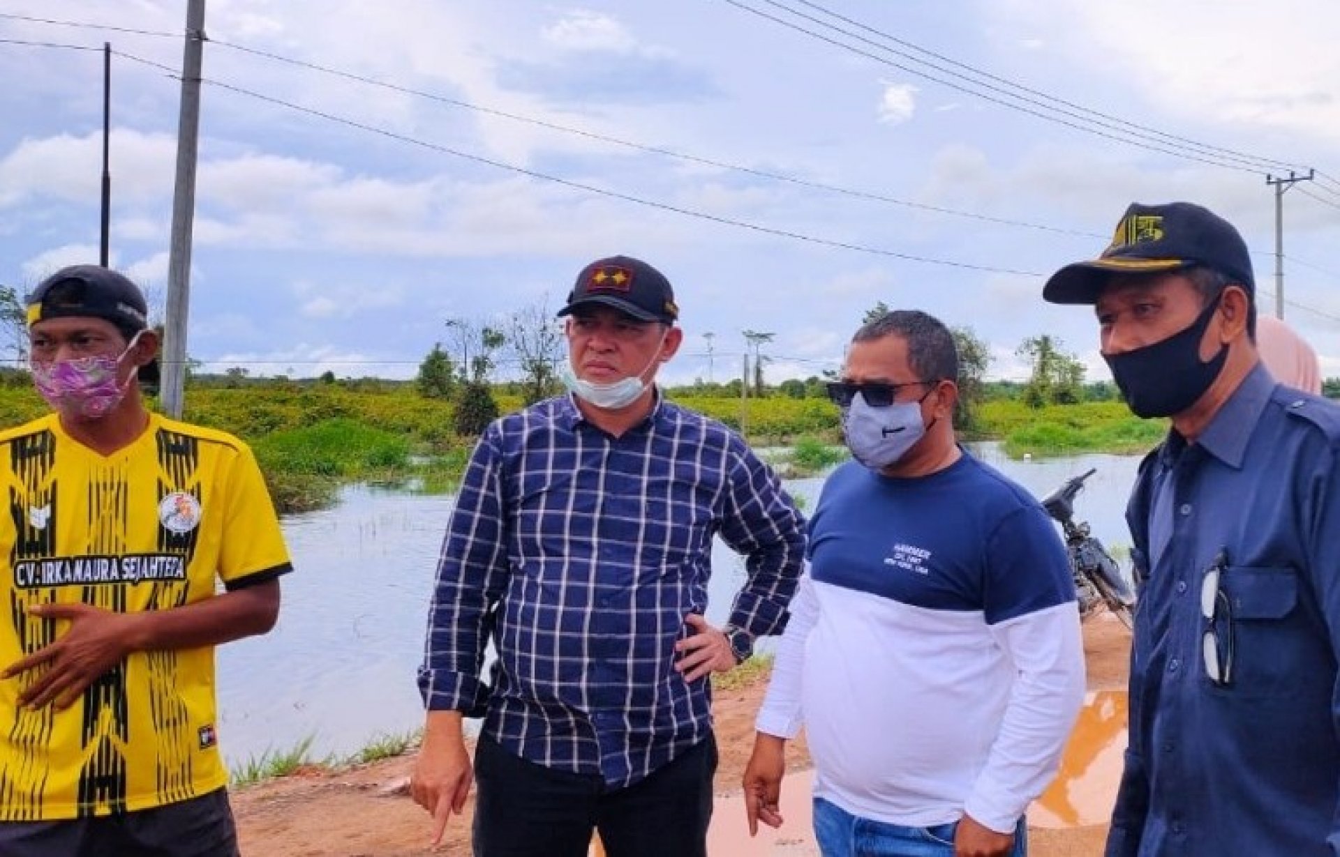 Plt. Gubernur Kalteng Tinjau Banjir di Ruas Jalan Pangkalan Bun-Kolam