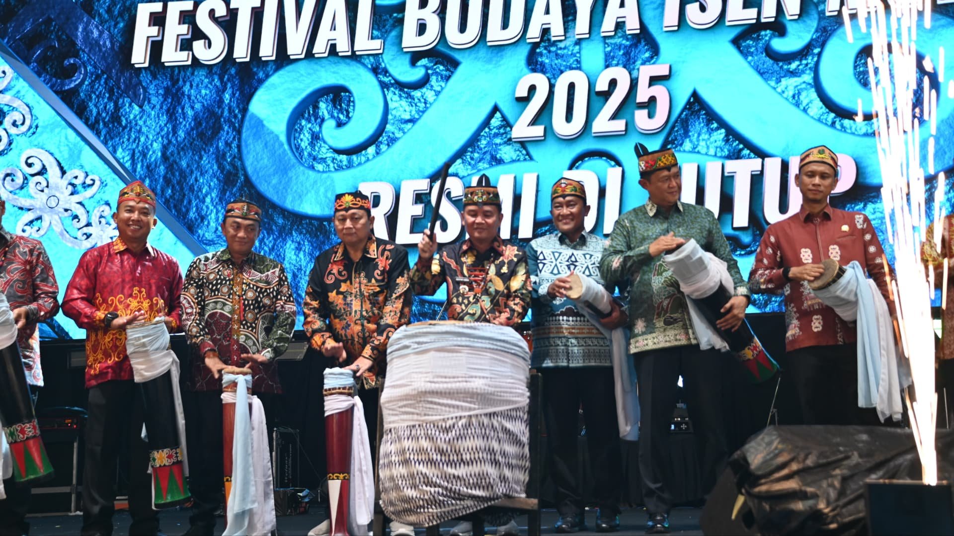 Tutup FBIM dan Kalteng Expo 2025, Gubernur Ajak Semua Pihak Lestarikan Seni Budaya dan Produk Lokal Kalteng