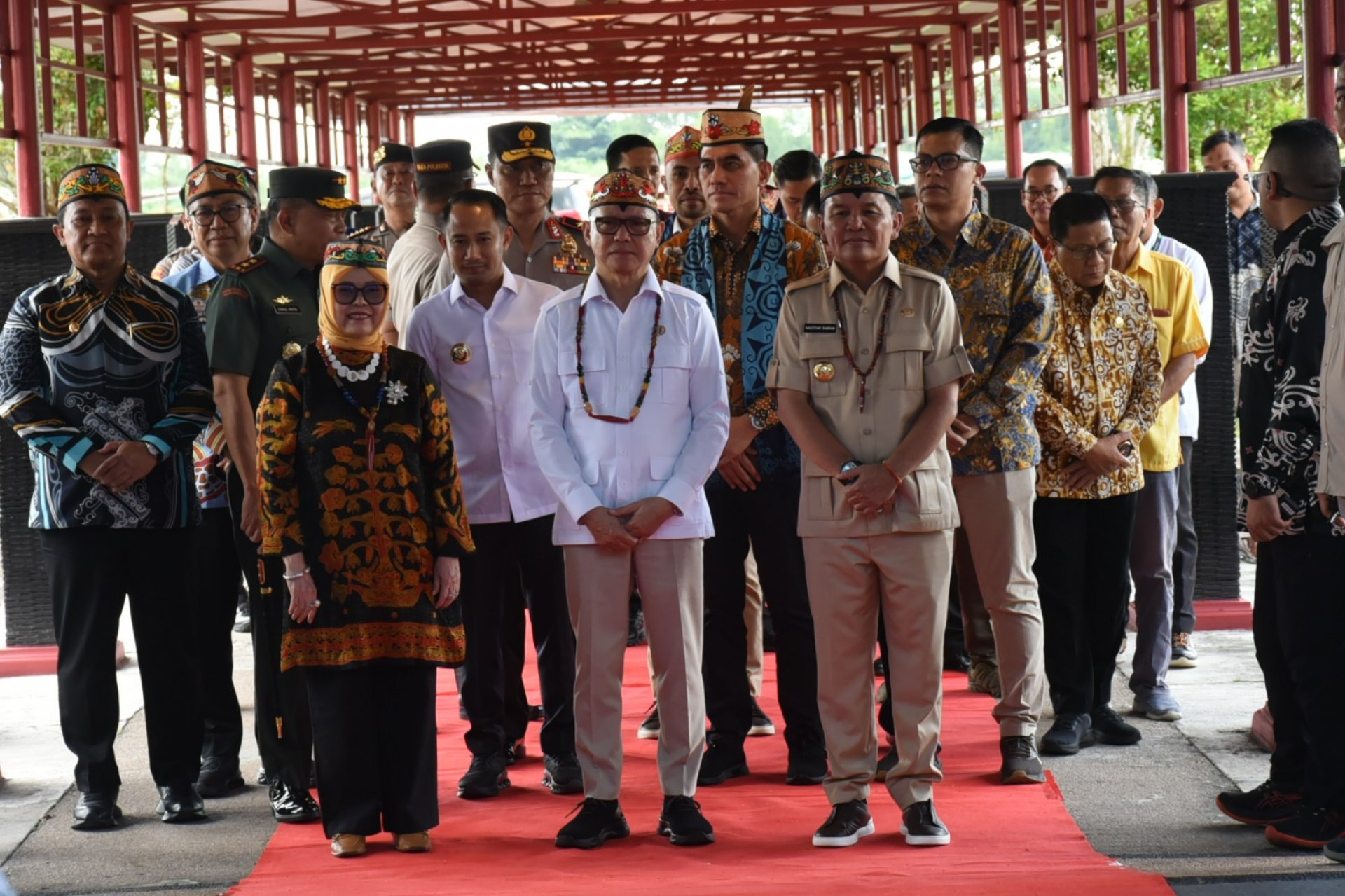 Gubernur dan Wagub Sambut Kunjungan Menteri P2MI ke Kalteng