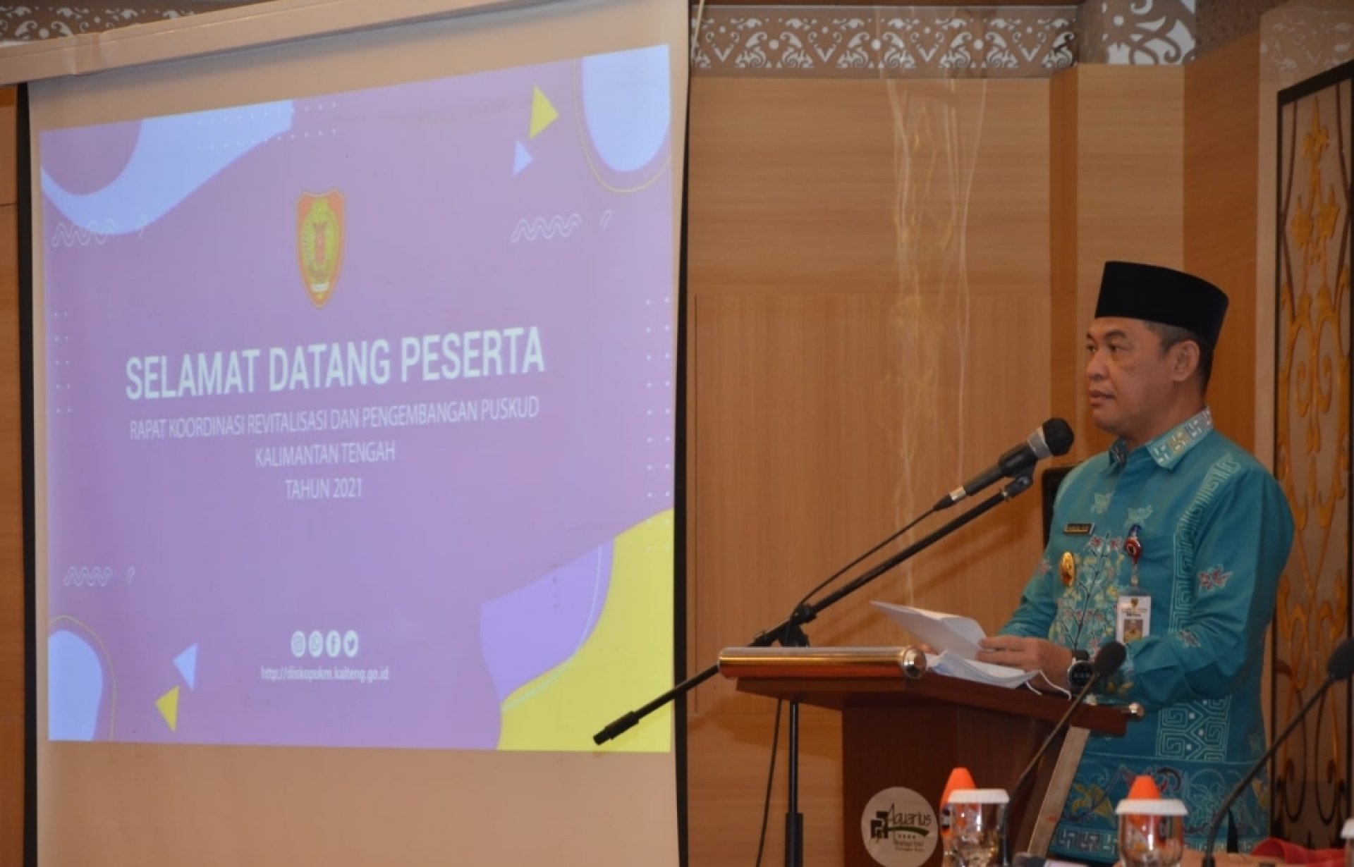 Sekda Buka Rakor Revitalisasi dan Pengembangan PUSKUD Kalteng Tahun 2021