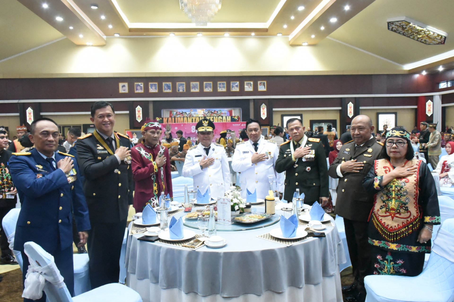 HUT ke-81 RI, Gubernur Agustiar Sabran Ikuti Detik-Detik Proklamasi Secara Virtual dan Gelar Ramah Tamah bersama Veteran dan Paskibraka