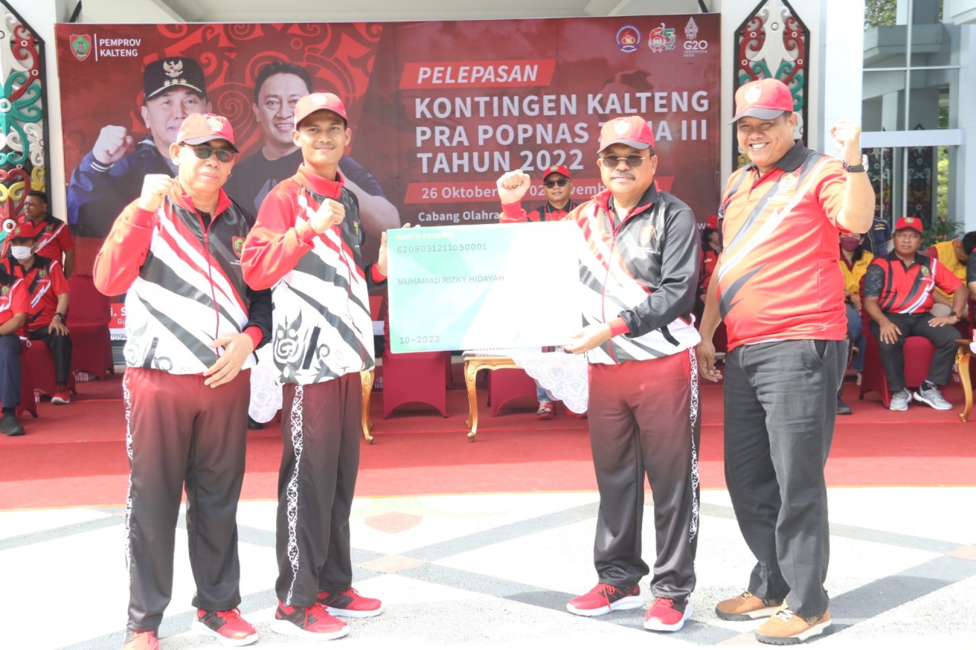Sekda Lepas Kontingen Atlet Pra Pekan Olahraga Pelajar Nasional Kalimantan Tengah