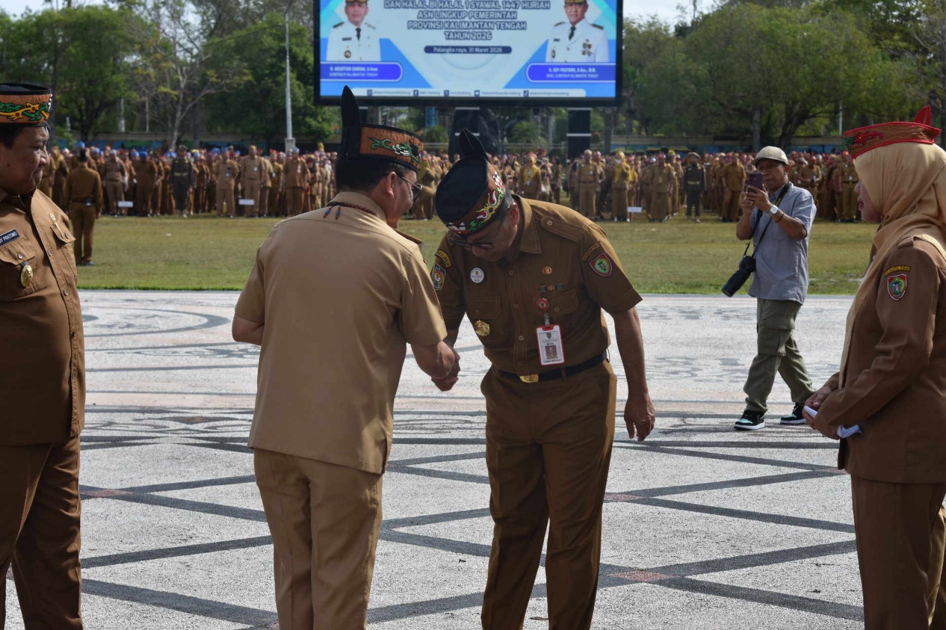 Masuki Purnatugas, Plt. Sekda Leonard S. Ampung Pamit di Hadapan Gubernur, Wagub, dan 4.497 ASN Pemprov Kalteng