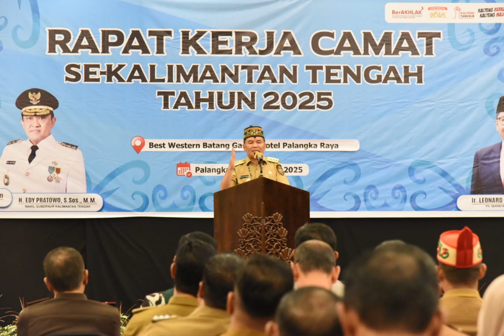 Gubernur Minta Camat Se-Kalteng Tingkatkan Efektivitas dan Efisiensi Pelayanan Pemerintahan