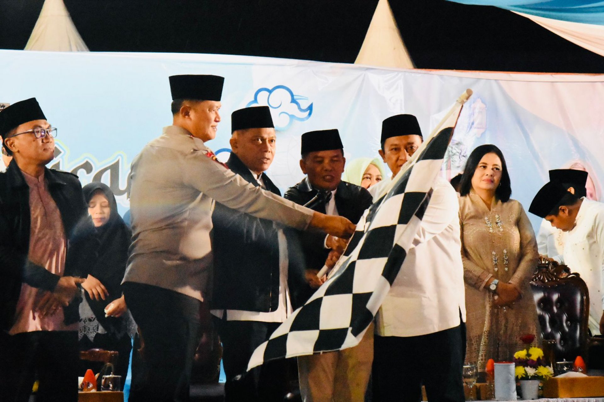 Semarakkan Datangnya Idul Fitri 1447 H, Gubernur Kalteng Buka Pawai Takbiran