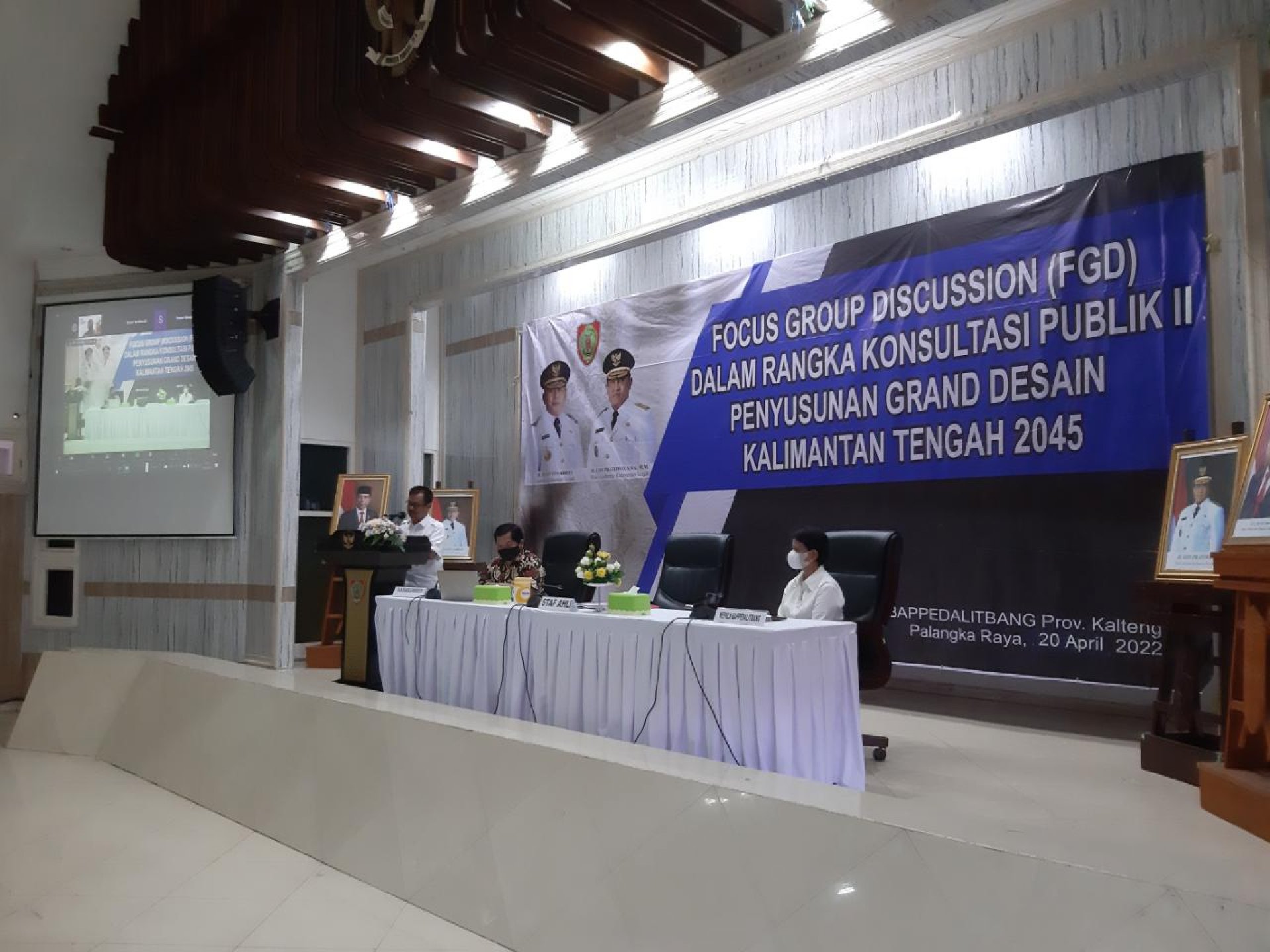 Hadiri FGD Penyusunan Grand Design Kalteng 2045, Staf Ahli Pemhukpol Sampaikan Harapan Gubernur Wujudkan Masyarakat yang Bermartabat dan Sejahtera