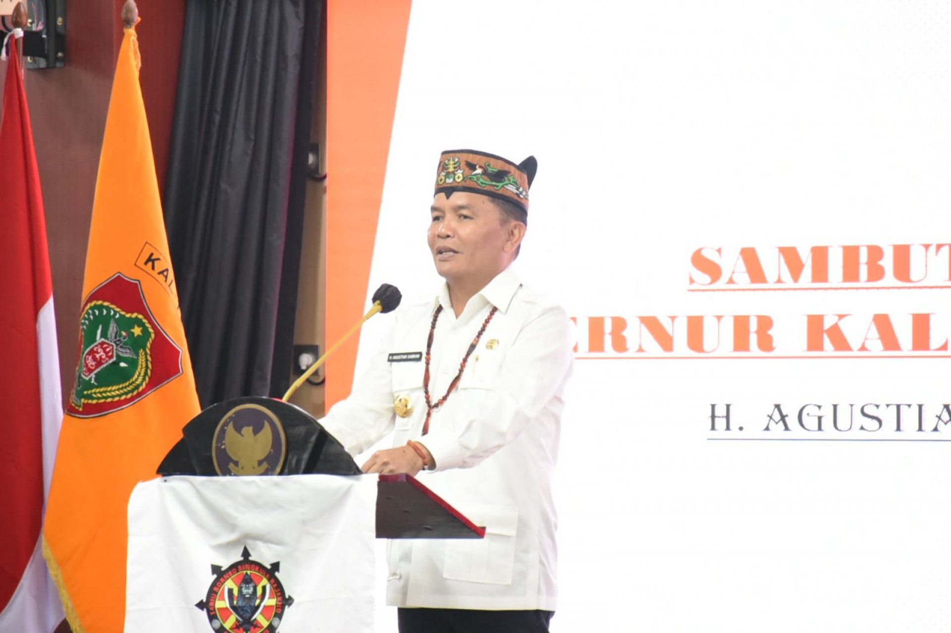 Buka Rakerwil Ke-1 TBBR, Gubernur Ajak Perkuat Sinergi Adat Dayak Untuk Pembangunan Kalteng