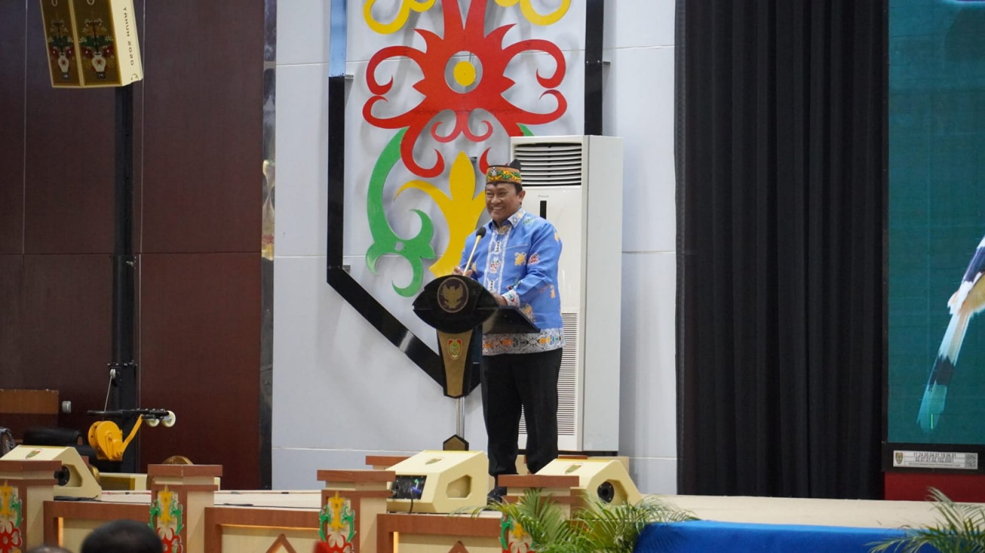 Wagub Edy Pratowo Buka Diskusi Peran Masyarakat Hukum Adat dalam Pembangunan Daerah dan NKRI