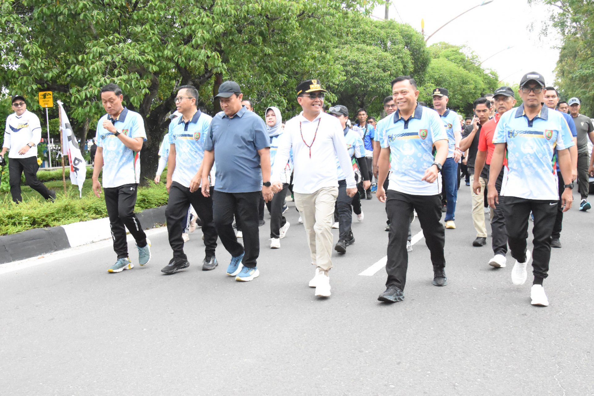 Gubernur Agustiar Sabran Jalan Sehat dan Senam Bersama ASN Pemprov Kalteng