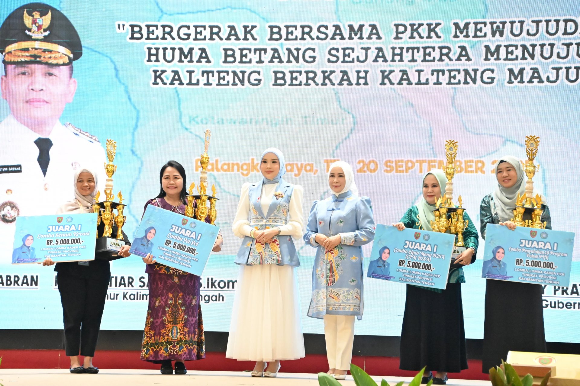 Aisyah Thisia Agustiar Sabran Resmi Tutup Rakerda Kader PKK Tingkat Provinsi Kalteng Tahun 2025