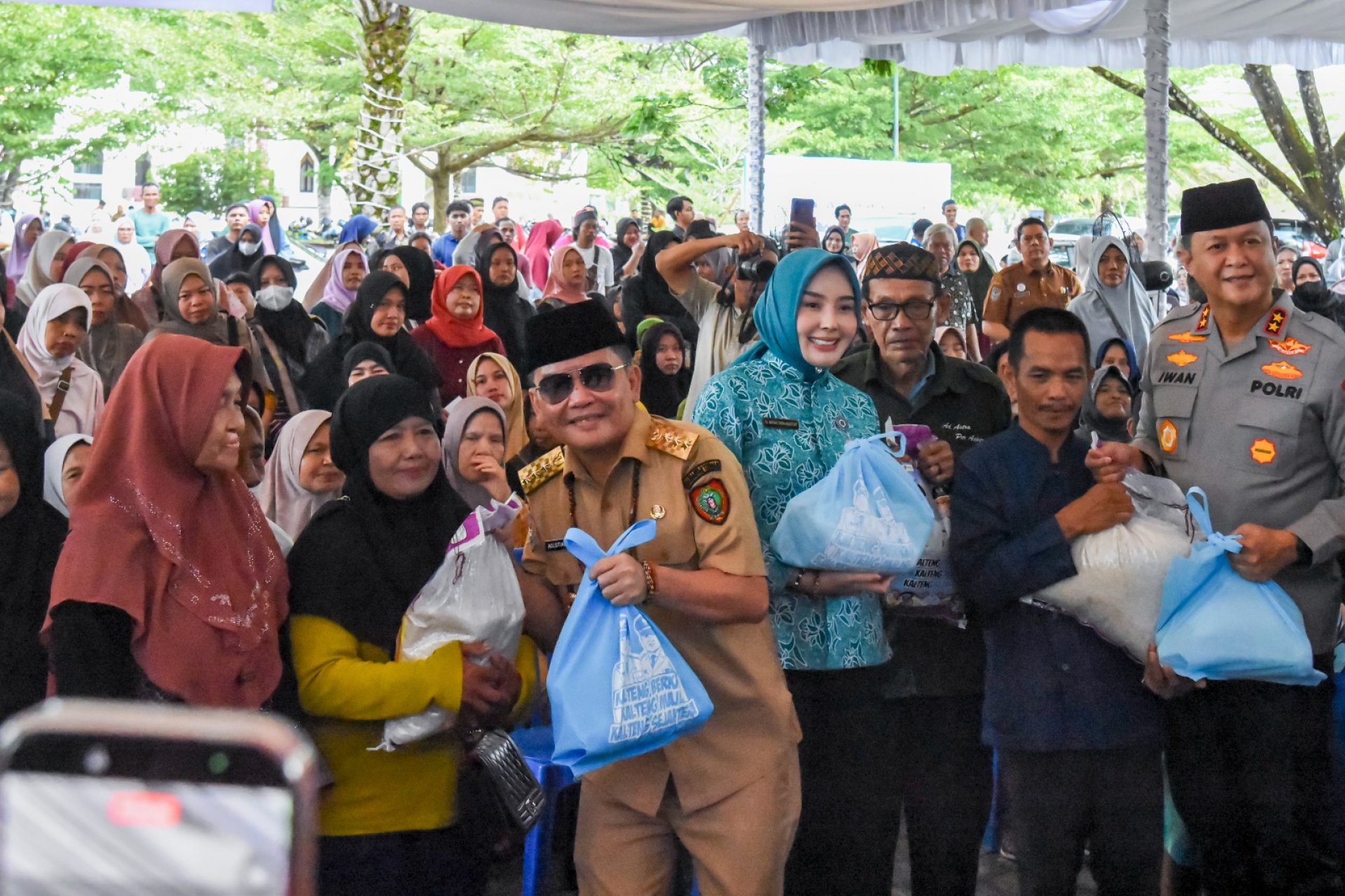 Gubernur Kalteng Buka Pasar Murah dan Gerakan Pangan Murah Sambut Idulfitri 1447 H
